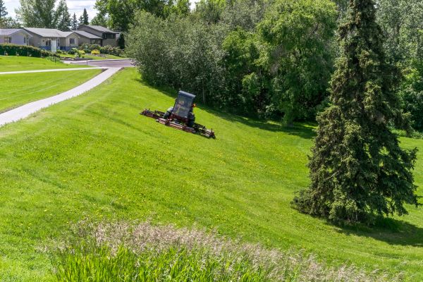 Hill Mowing in Ashburn